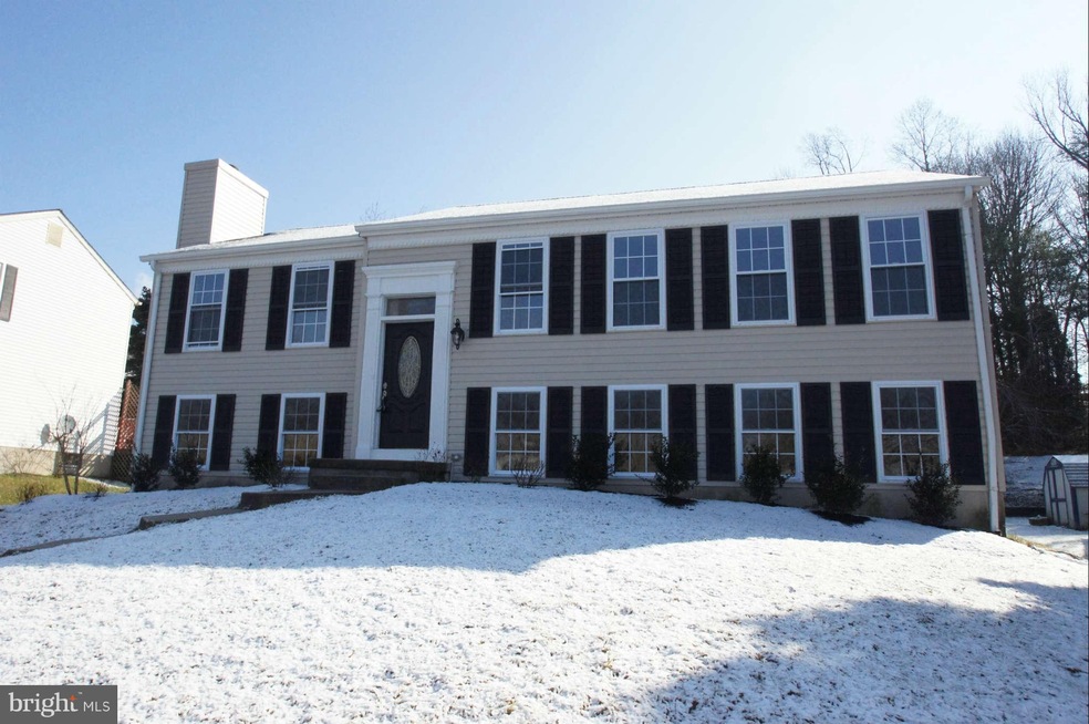 9423 Gunview Rd, Nottingham, MD 21236 - photo 1