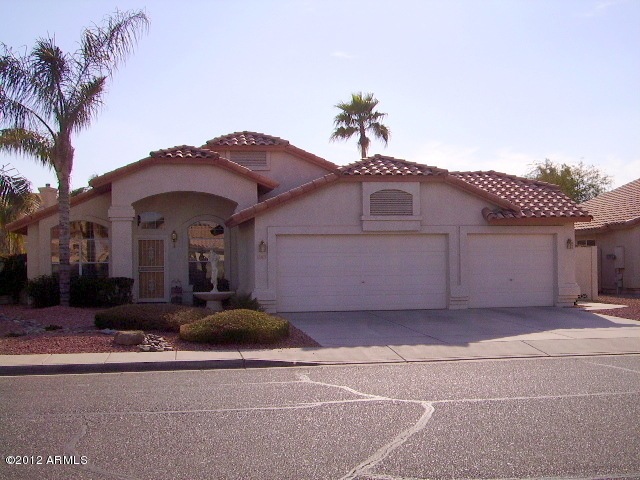 Front Landscaape with Fountain