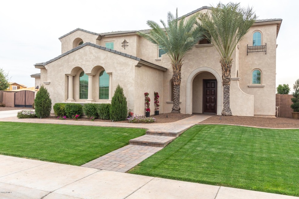 3368 S Rockwell St, Gilbert, AZ 85297