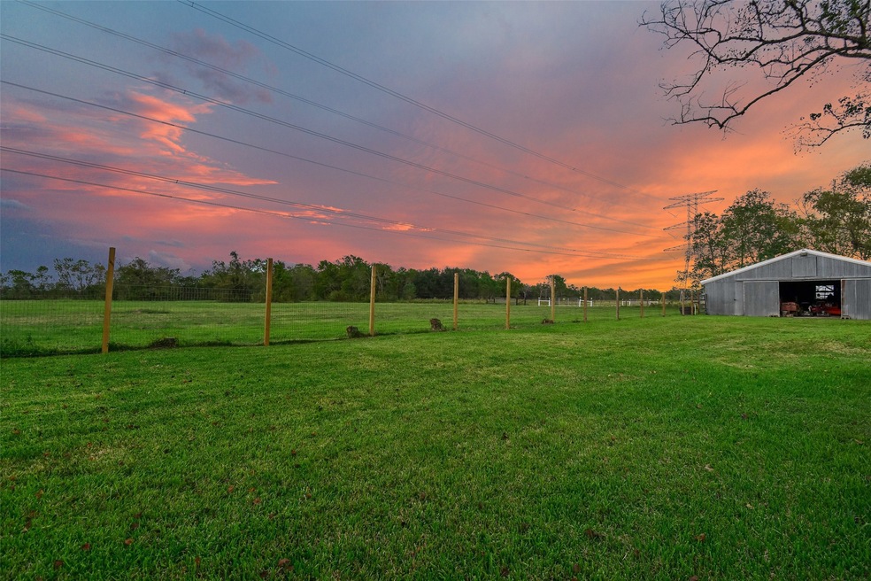 1802 County Road 936c, Alvin, TX 77511 - photo 1
