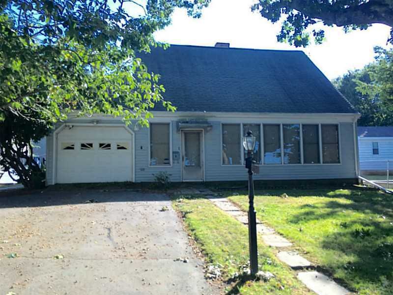 25 Spruce Ave, Tiverton, RI 02878 - photo 1