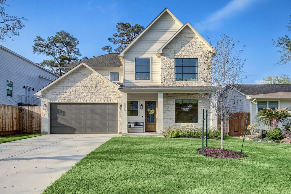 1754 Du Barry Ln, Houston, TX 77018 - photo 1