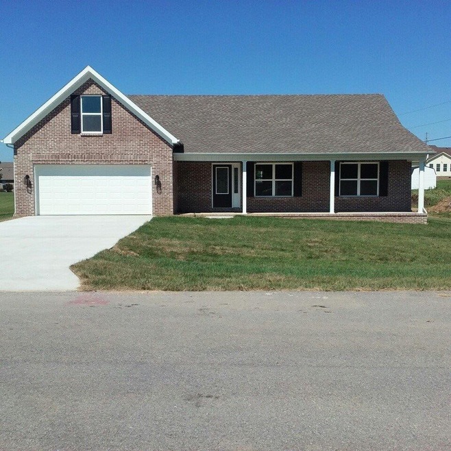 1264 Denney Dr, Lawrenceburg, KY 40342 - photo 1