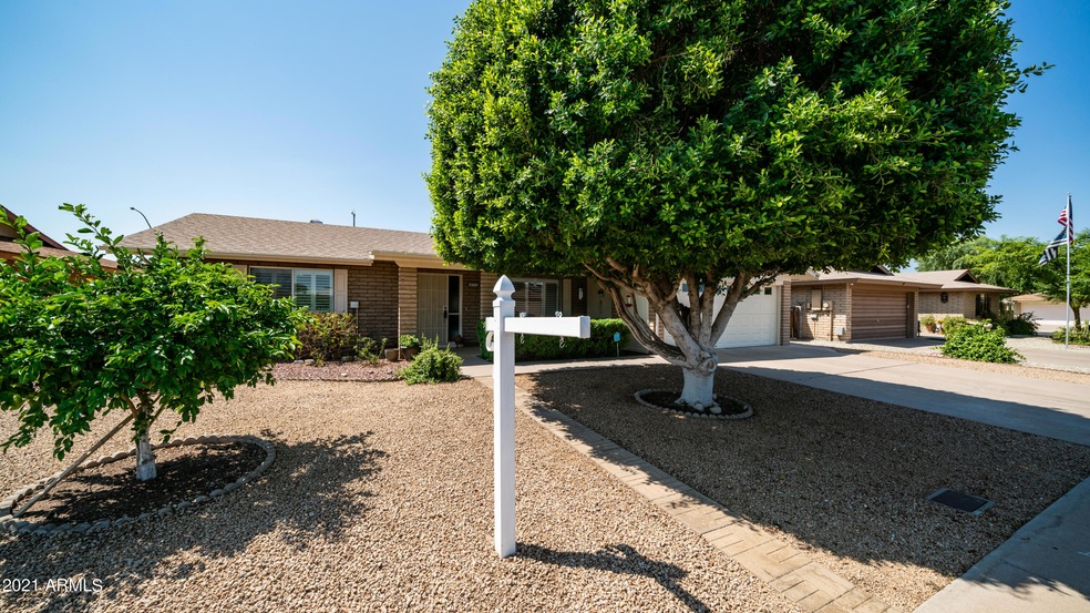 4711 East Flossmoor Circle-1