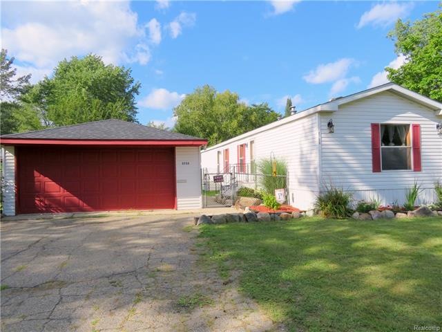 Welcome to 5755 Iroquois!
