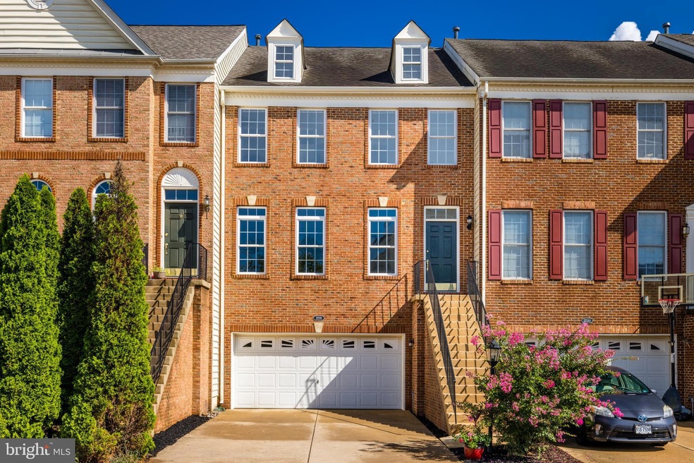 22591 Welborne Manor Square, Ashburn, VA 20148 - photo 1