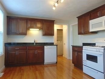 178 Oliver St unit 1, Malden, MA 02148 - photo 1