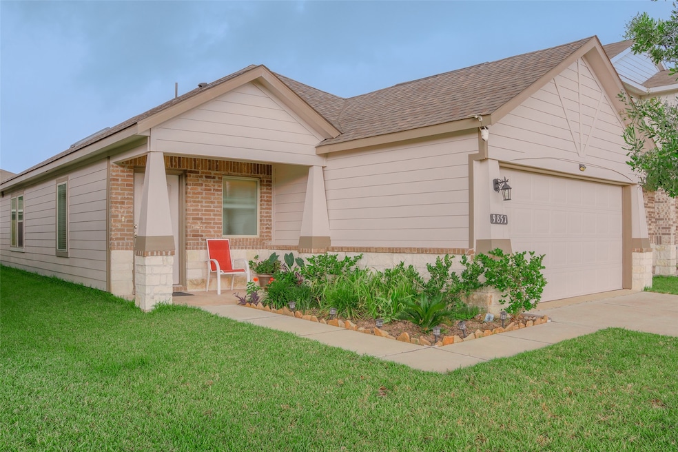 Beautiful traditional style one story home.