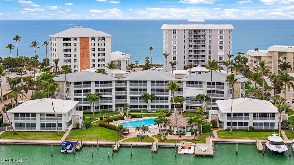 Bayside Just Steps Away From Beach. Ground Floor 1