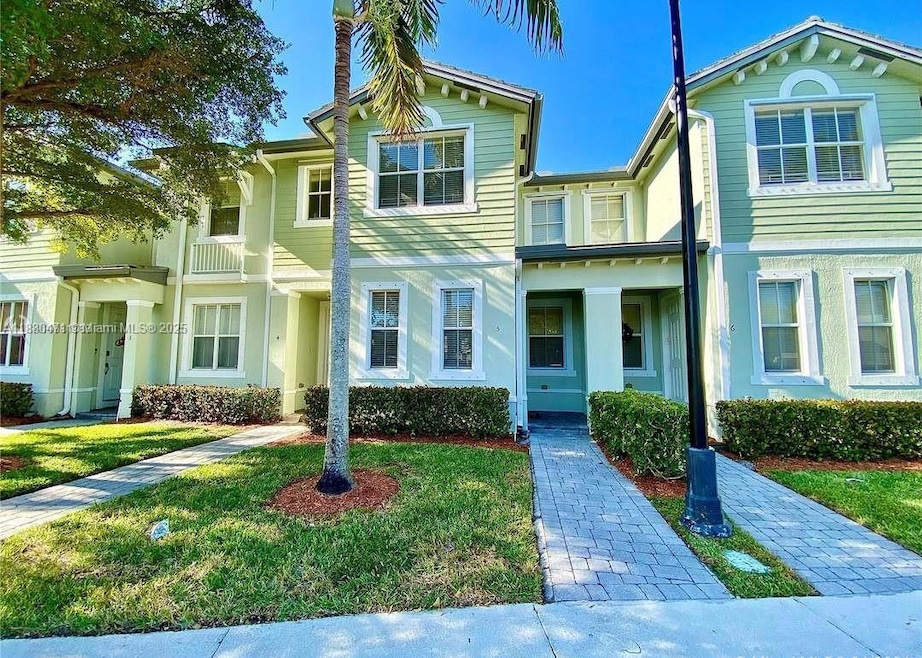 152 SE 29th Ave unit 5, Homestead, FL 33033 - photo 1