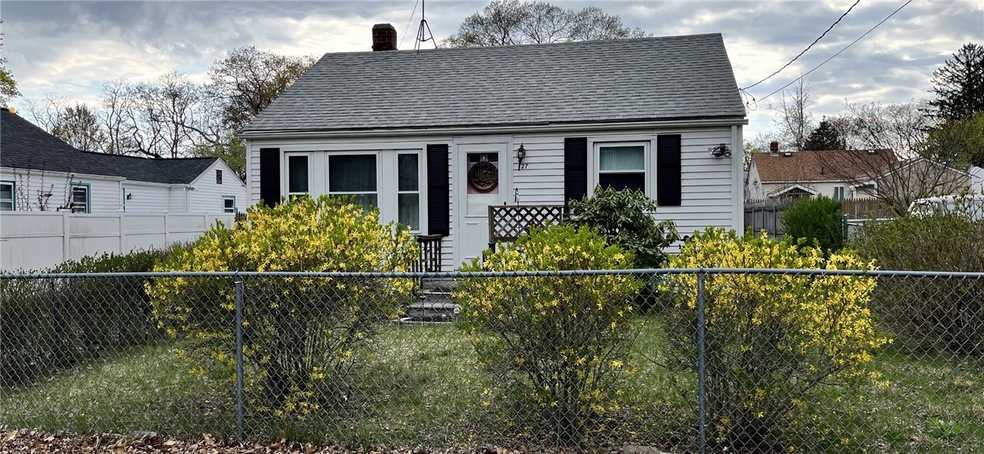 127 Villa Ave, Warwick, RI 02886 - photo 1
