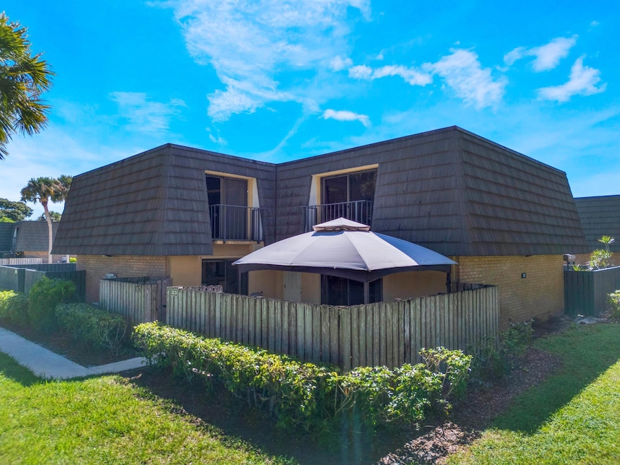 3231 32nd Way, West Palm Beach, FL 33407 - photo 1