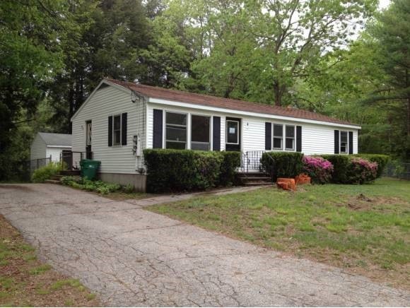 36 Forest Park Dr, Rochester, NH 03868 - photo 1