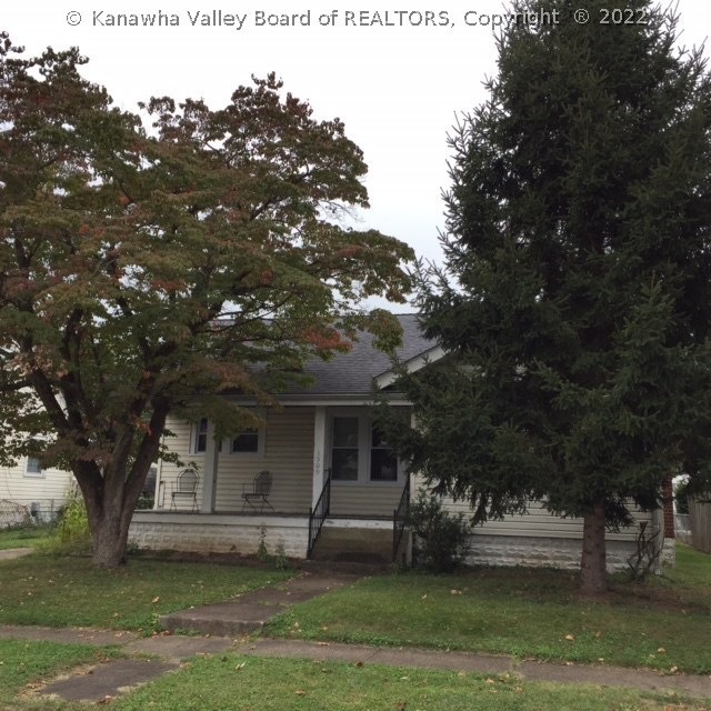 1509 W Virginia Ave, Dunbar, WV 25064 - photo 1