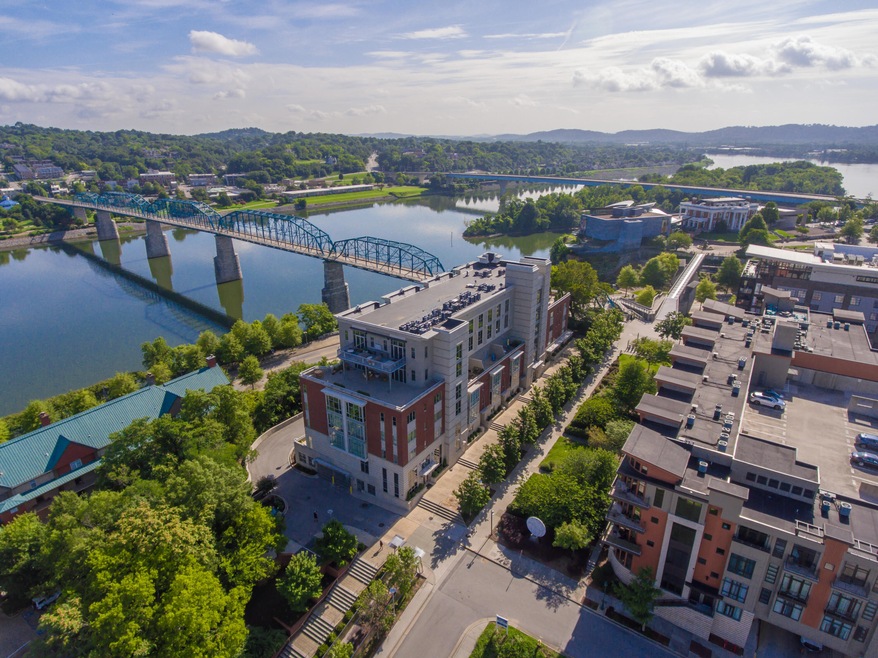 99 Walnut St Aerial View with bridge