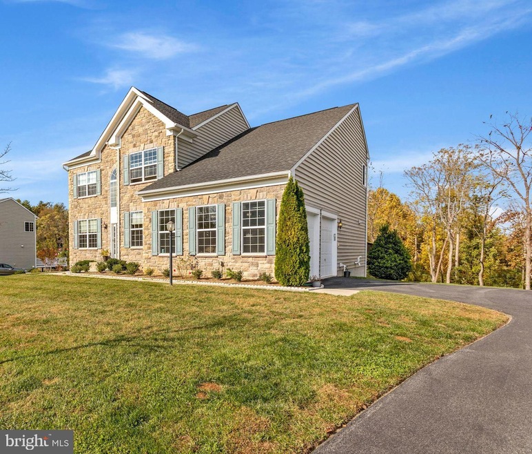 31 Stone Oak Place, Round Hill, VA 20141 - photo 1