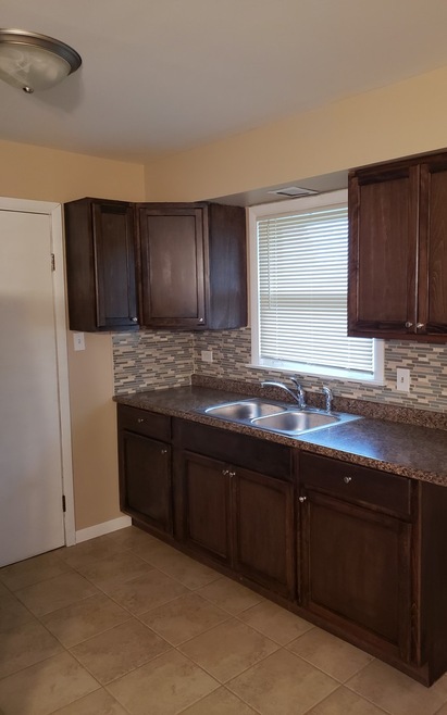 unlisted-address, Hazel Crest, IL 60429 - photo 1