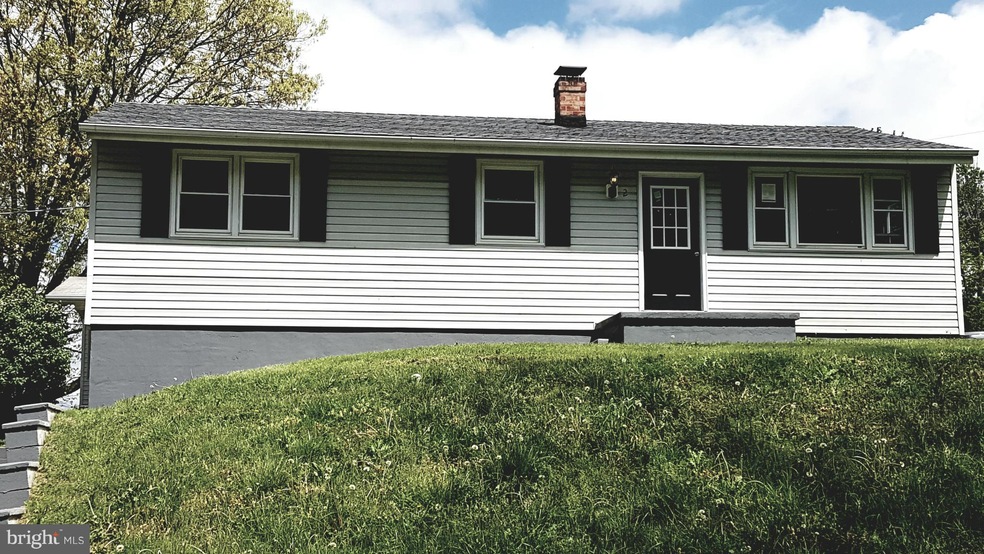 2 E 18th St, Front Royal, VA 22630 - photo 1