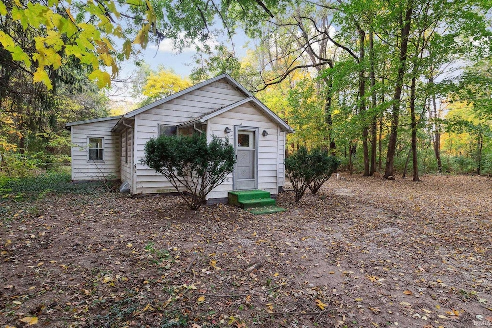 22954 Old Us Highway 20, Elkhart, IN 46516 - photo 1