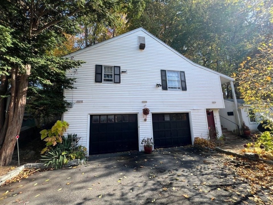24 Arlington Rd unit R, Woburn, MA 01801 - photo 1