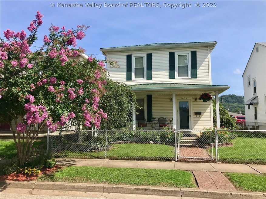 1006 W Virginia Ave, Dunbar, WV 25064 - photo 1