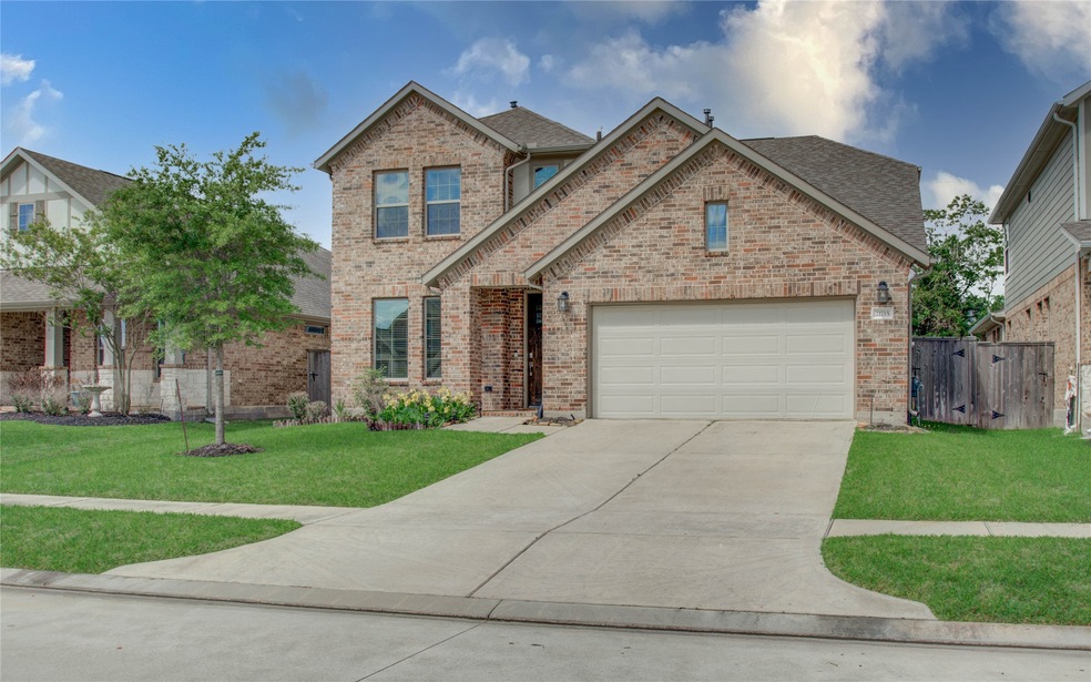 21715 Rose Maris Ln, Tomball, TX 77377 - photo 1