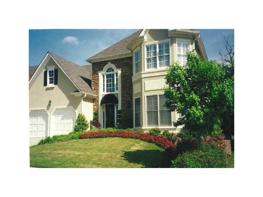 Exterior Front. Charming Hardcoat-Stucco & Hardipl