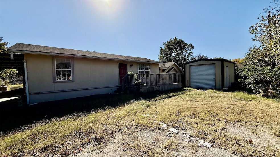 113 Adolphus Ave, Lake Dallas, TX 75065 - photo 1