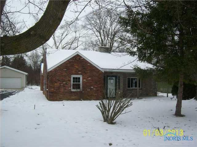 534 Krotzer Ave, Luckey, OH 43443 - photo 1