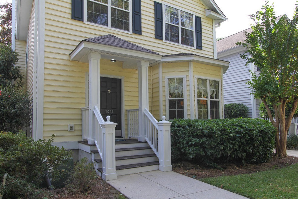 Exterior 2