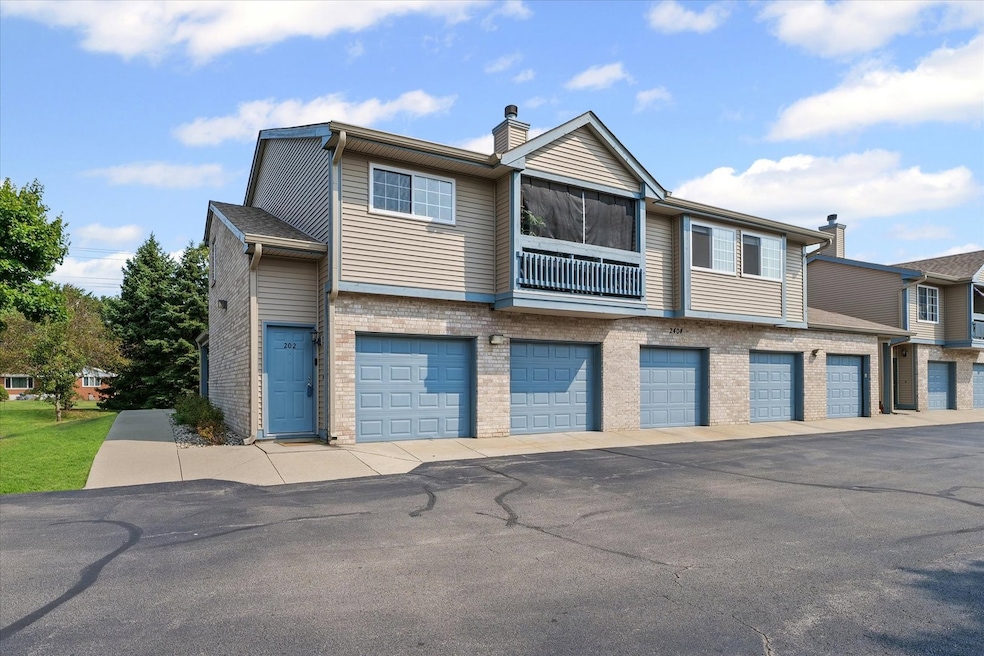 2404 Windward Blvd unit 202, Champaign, IL 61821 - photo 1