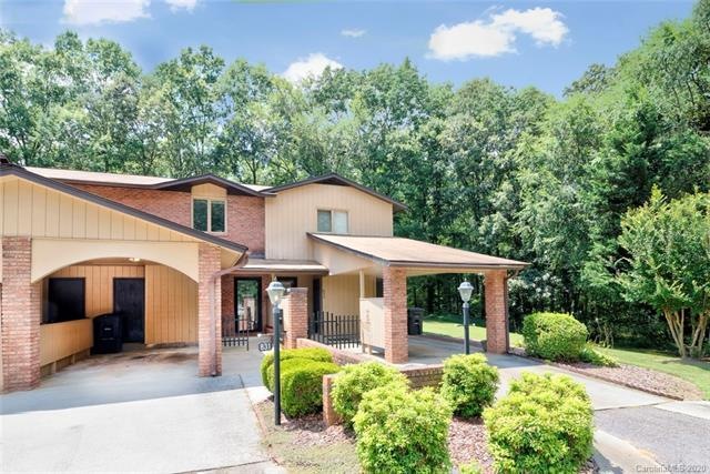 831 Coventry Ln, Statesville, NC 28677 - photo 1