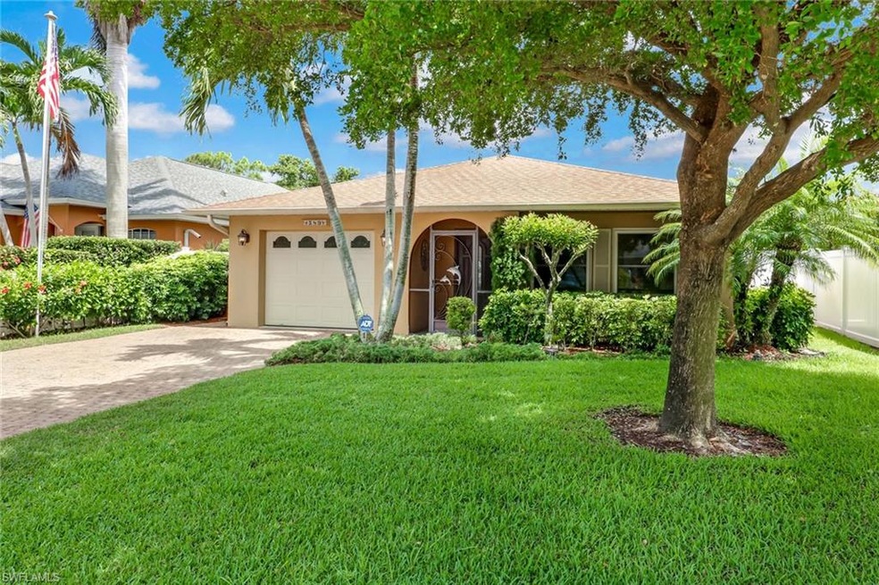 Great curb appeal, paver driveway