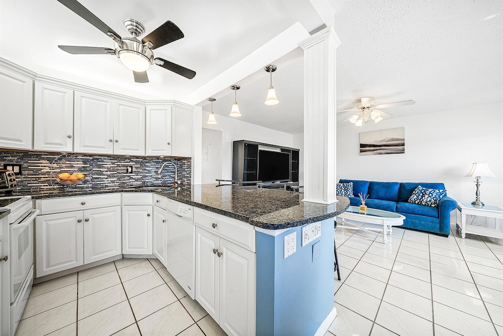 203 Coventry I, West Palm Beach, FL 33417 - photo 1