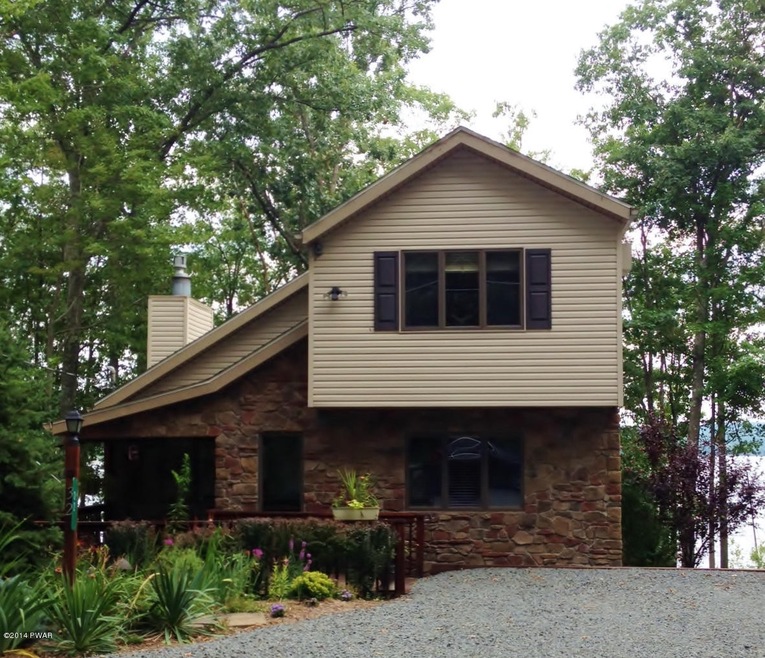 32 Lake Dr, Hawley, PA 18428 - photo 1