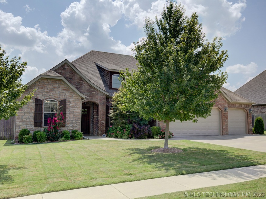 5423 Nottingham Place, Bartlesville, OK 74006 - photo 1
