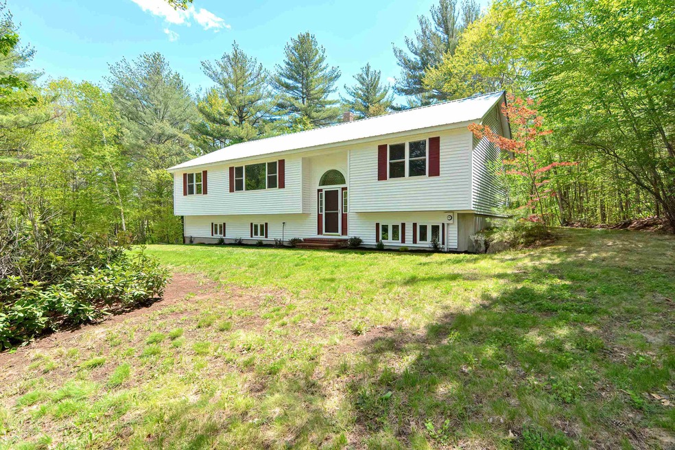 460 Bryant Mill Rd, Tamworth, NH 03886 - photo 1