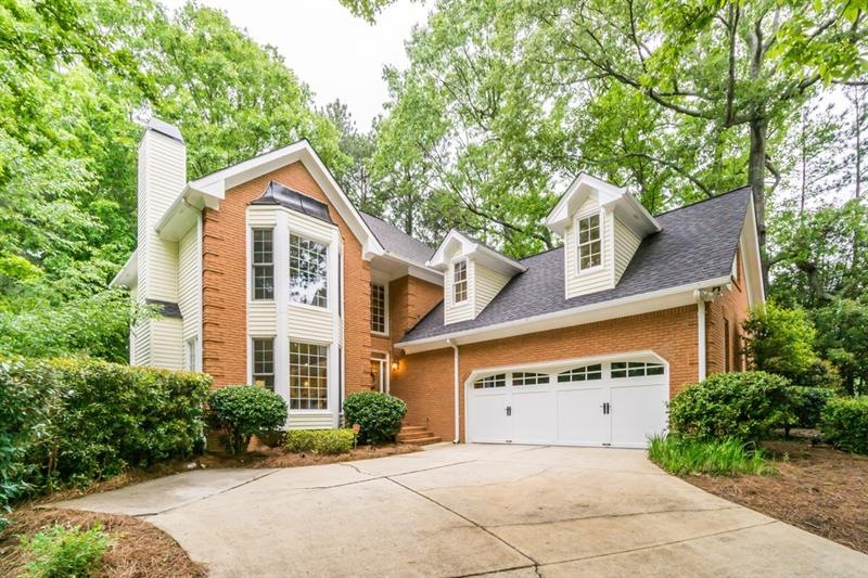 2705 Lakewind Ct, Alpharetta, GA 30005 - photo 1