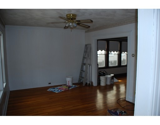 156 W Adams St, Somerville, MA 02144 - photo 1