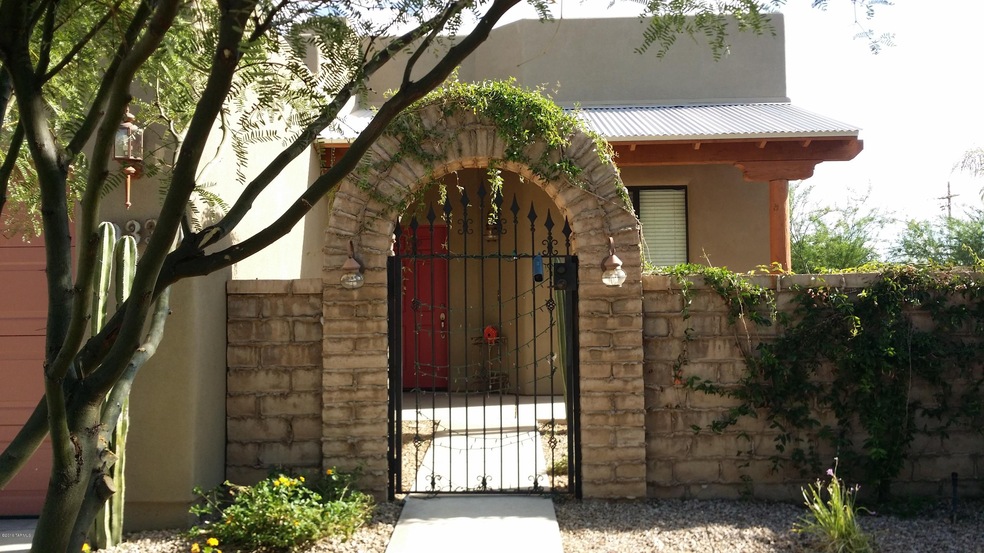 front gate 1b