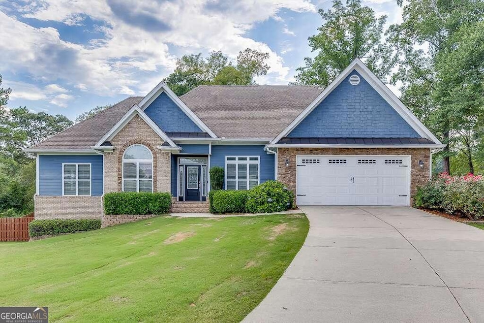 401 Laythan Ct, Winder, GA 30680 - photo 1