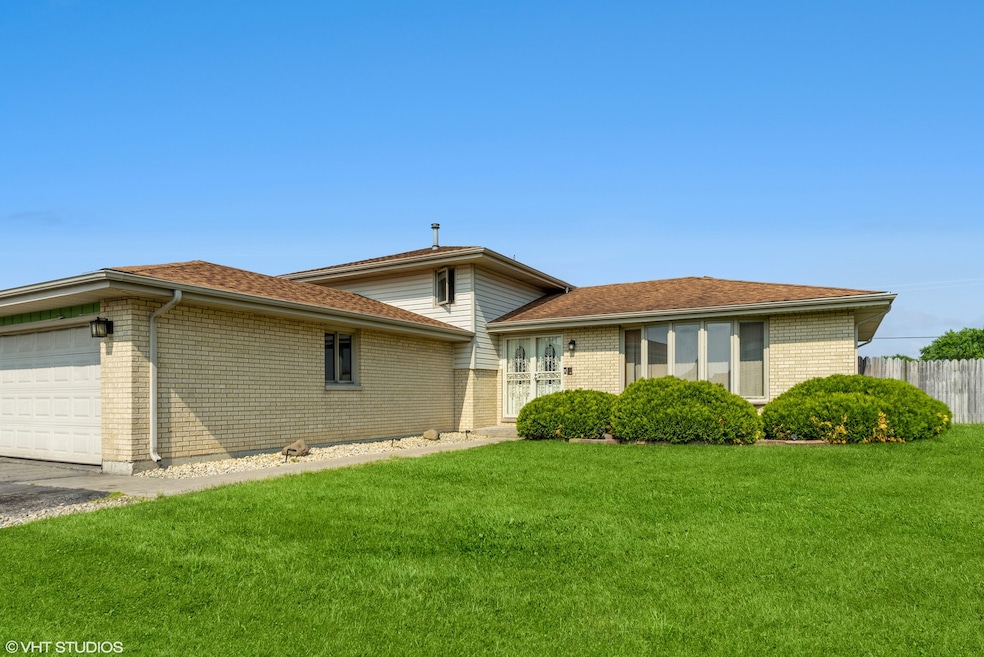 17719 Oakwood Ave, Country Club Hills, IL 60478 - photo 1