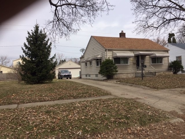 2029 Tuscola St, Flint, MI 48503 - photo 1
