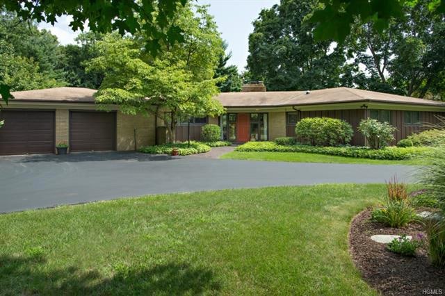 49 Watch Hill Dr, Fishkill, NY 12524 - photo 1