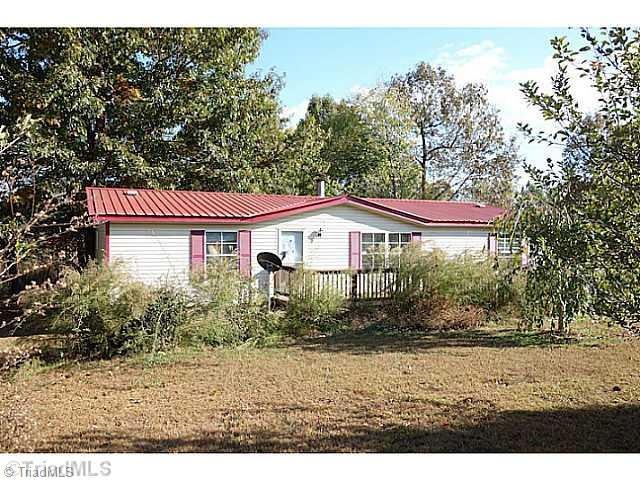 4131 Cross Creek Rd, Asheboro, NC 27205 - photo 1