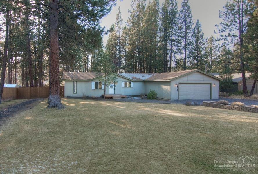 19083 Pumice Butte Rd, Bend, OR 97702 - photo 1