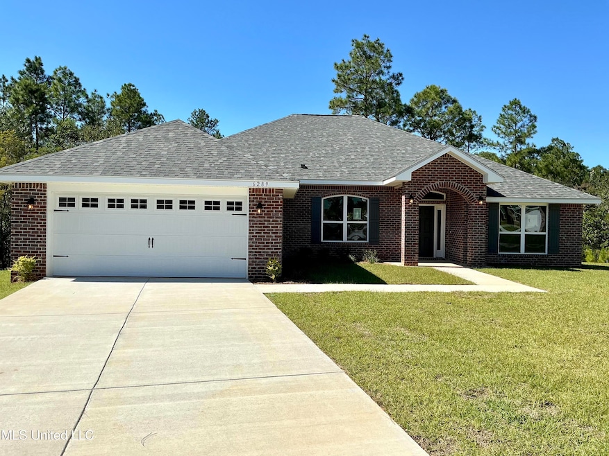 6289 Emerald Lake Dr, Biloxi, MS 39532 - photo 1