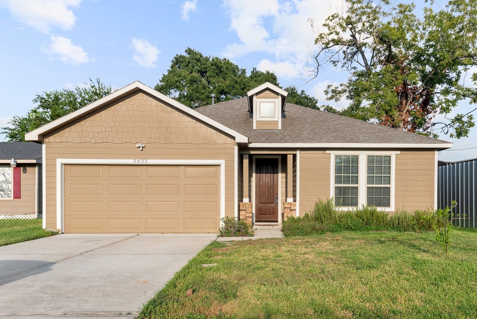 5622 Bersey Ln, Houston, TX 77091 - photo 1