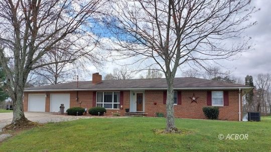One level bricked home