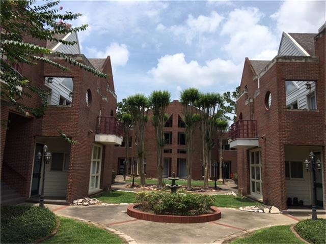 11848 Taylorcrest Rd unit 11848, Houston, TX 77024 - photo 1